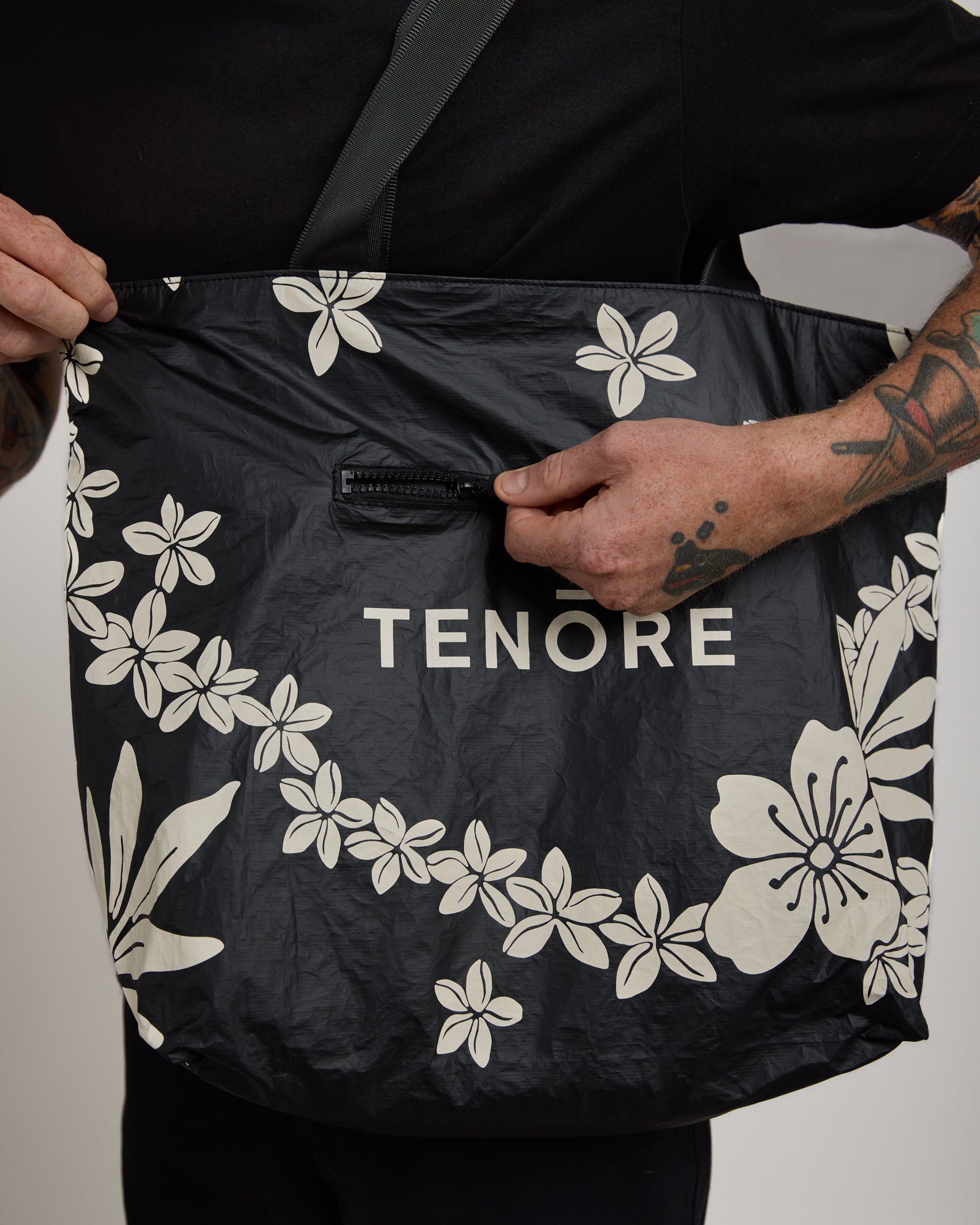 Aloha Collection For Tenōre Day Tripper Tote-TENORE