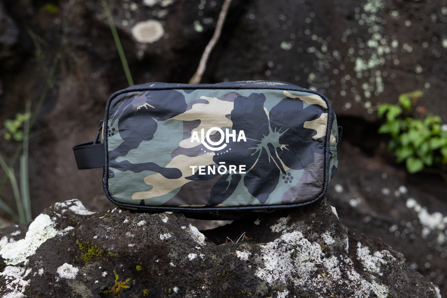 ALOHA Collection For TENŌRE Zip Pouch