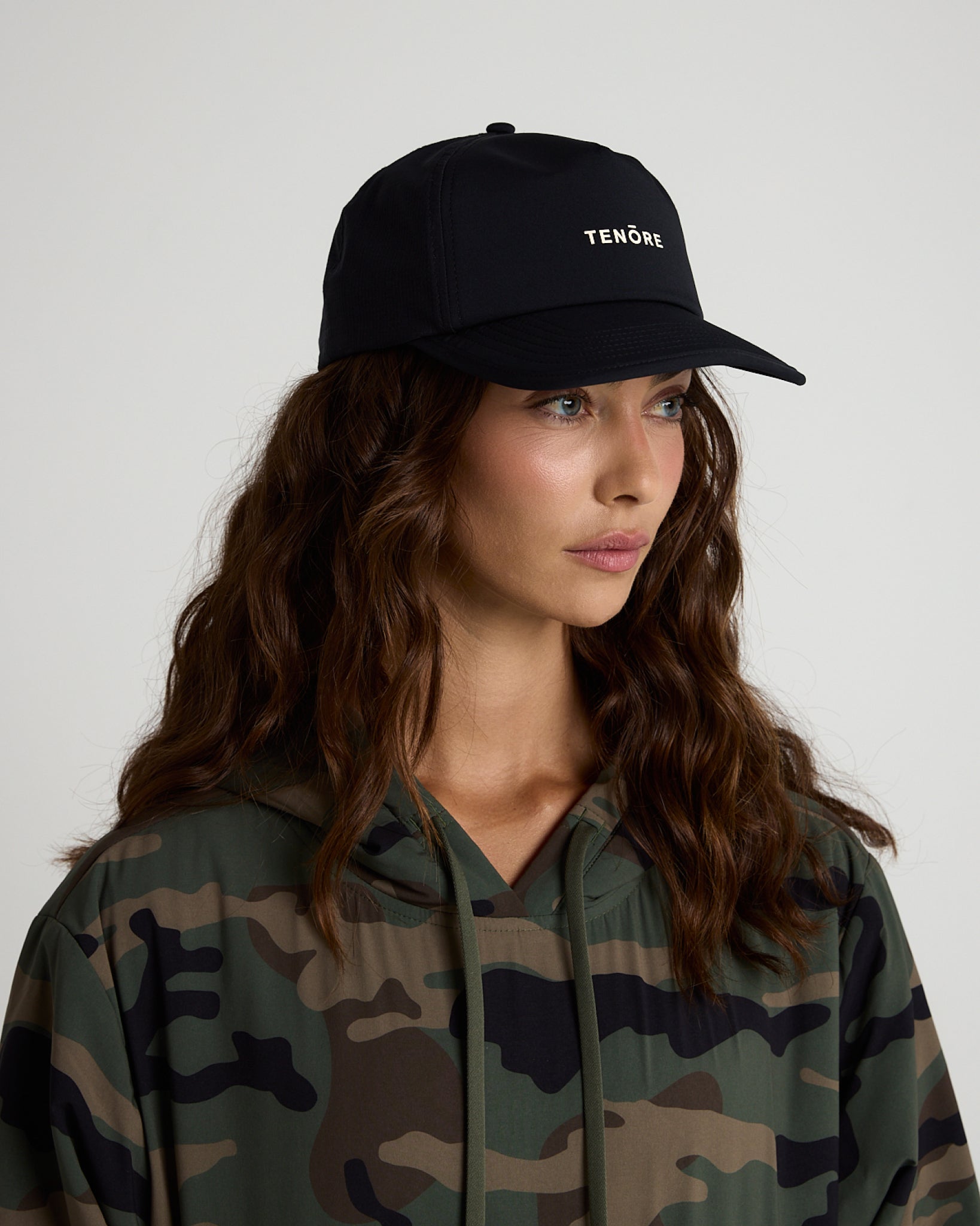 Dissolve Mesh Snapback-TENORE