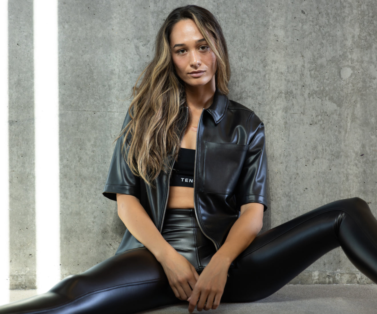 Feature_Image_VeganLeather_04.jpg