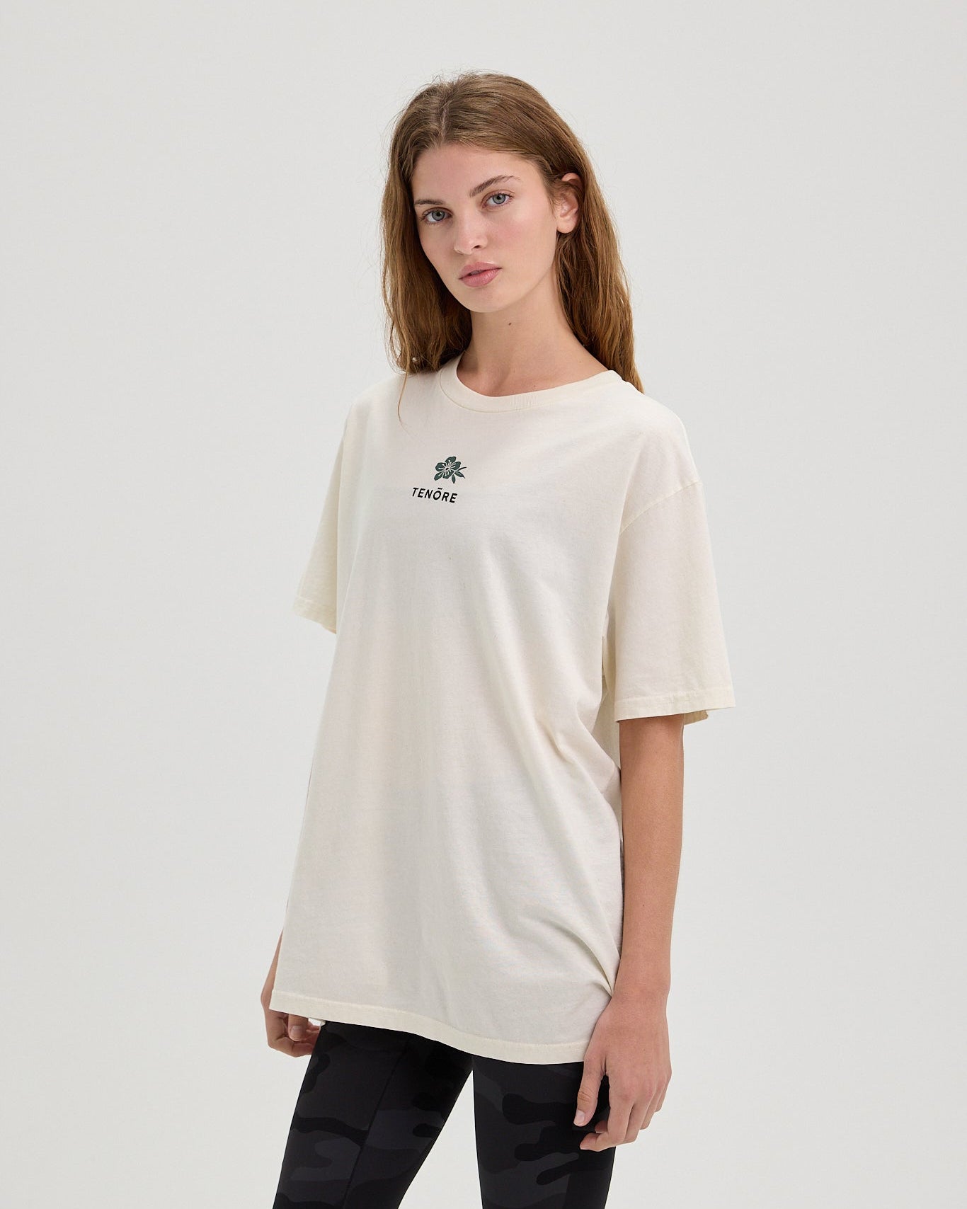 Lei Tee-TENORE