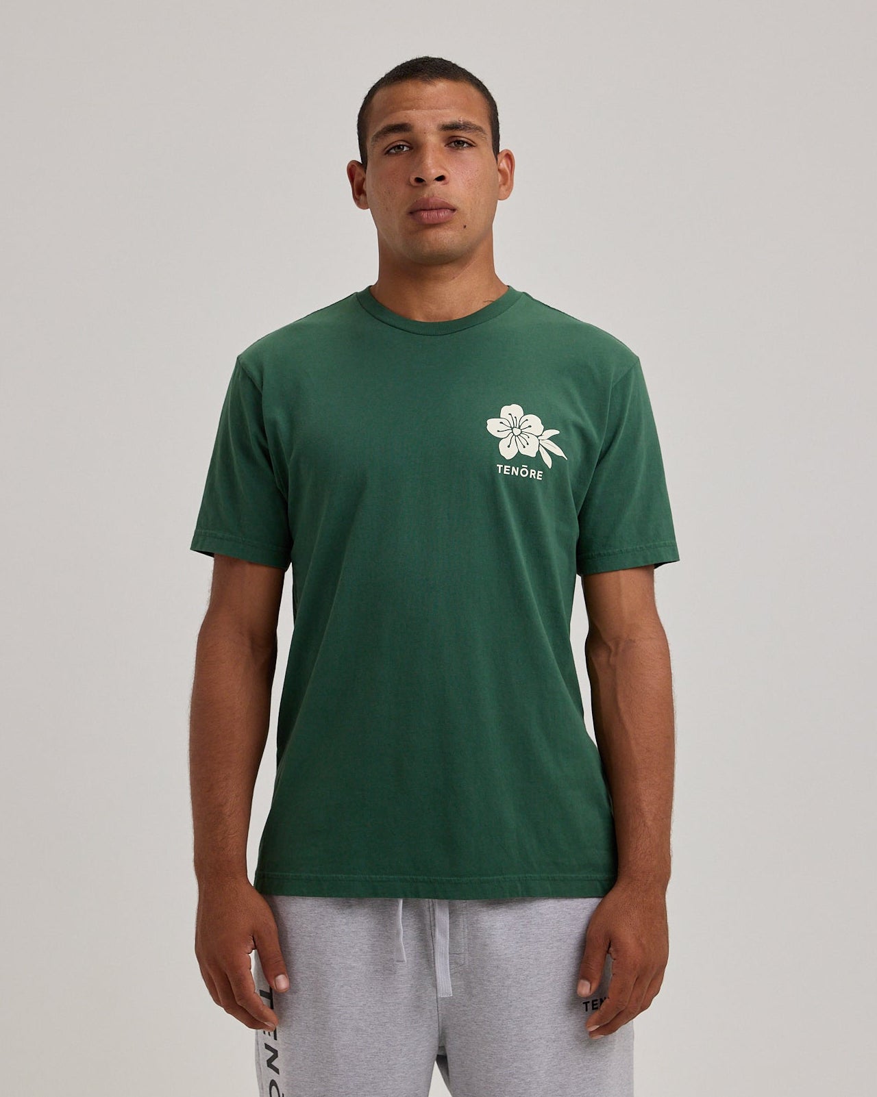 Lei Tee-TENORE