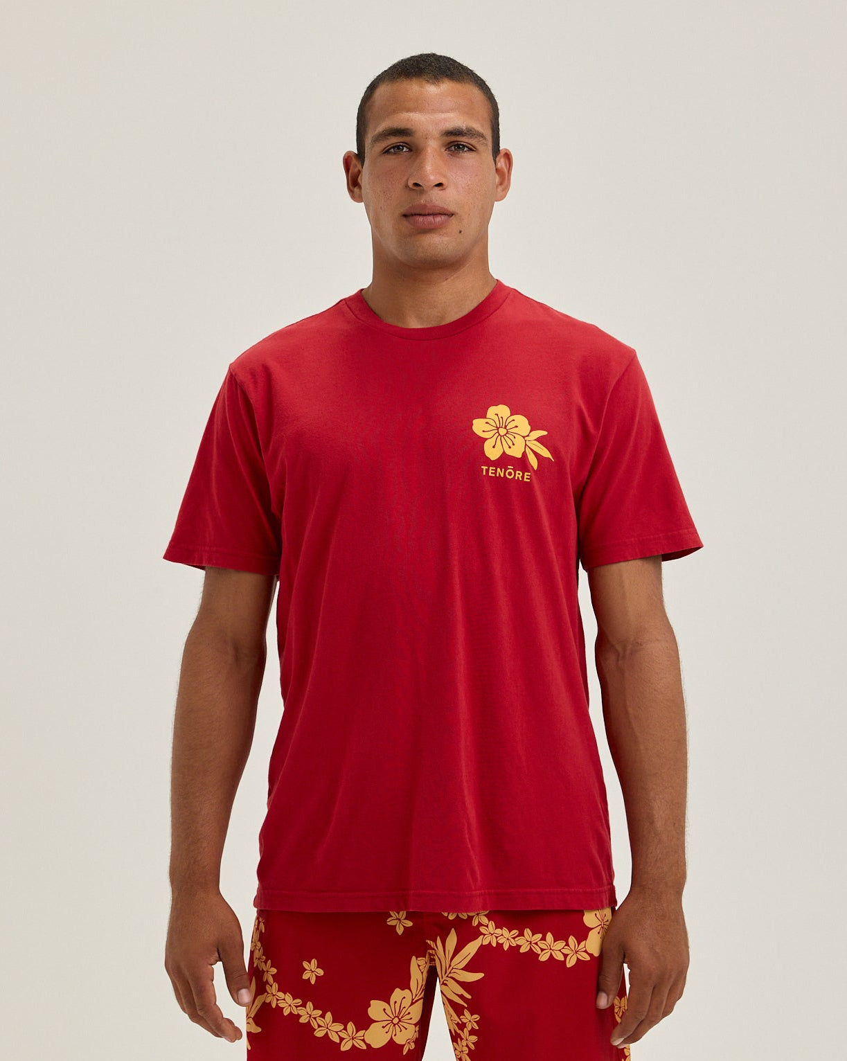 Lei Tee-TENORE