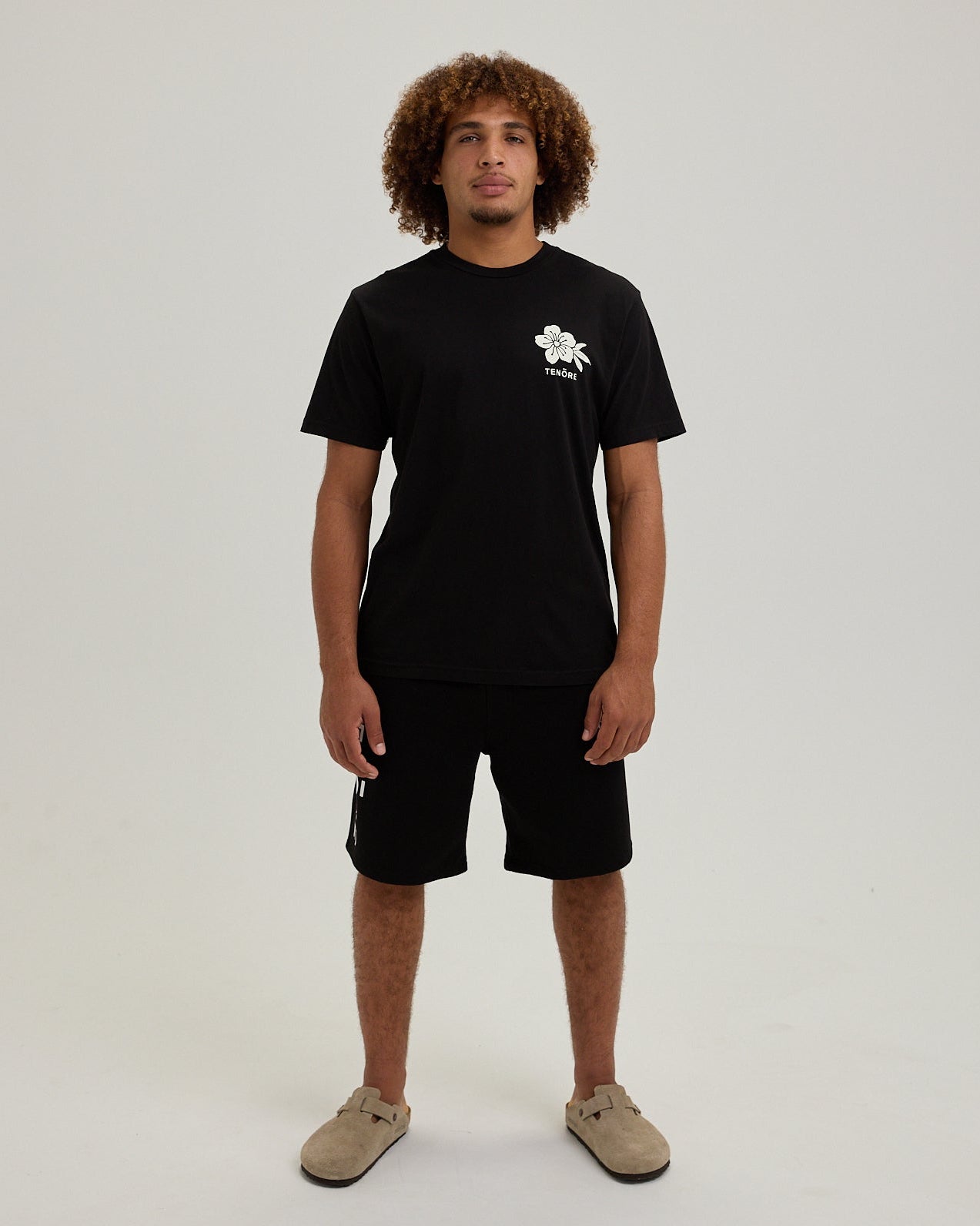 Lei Tee-TENORE