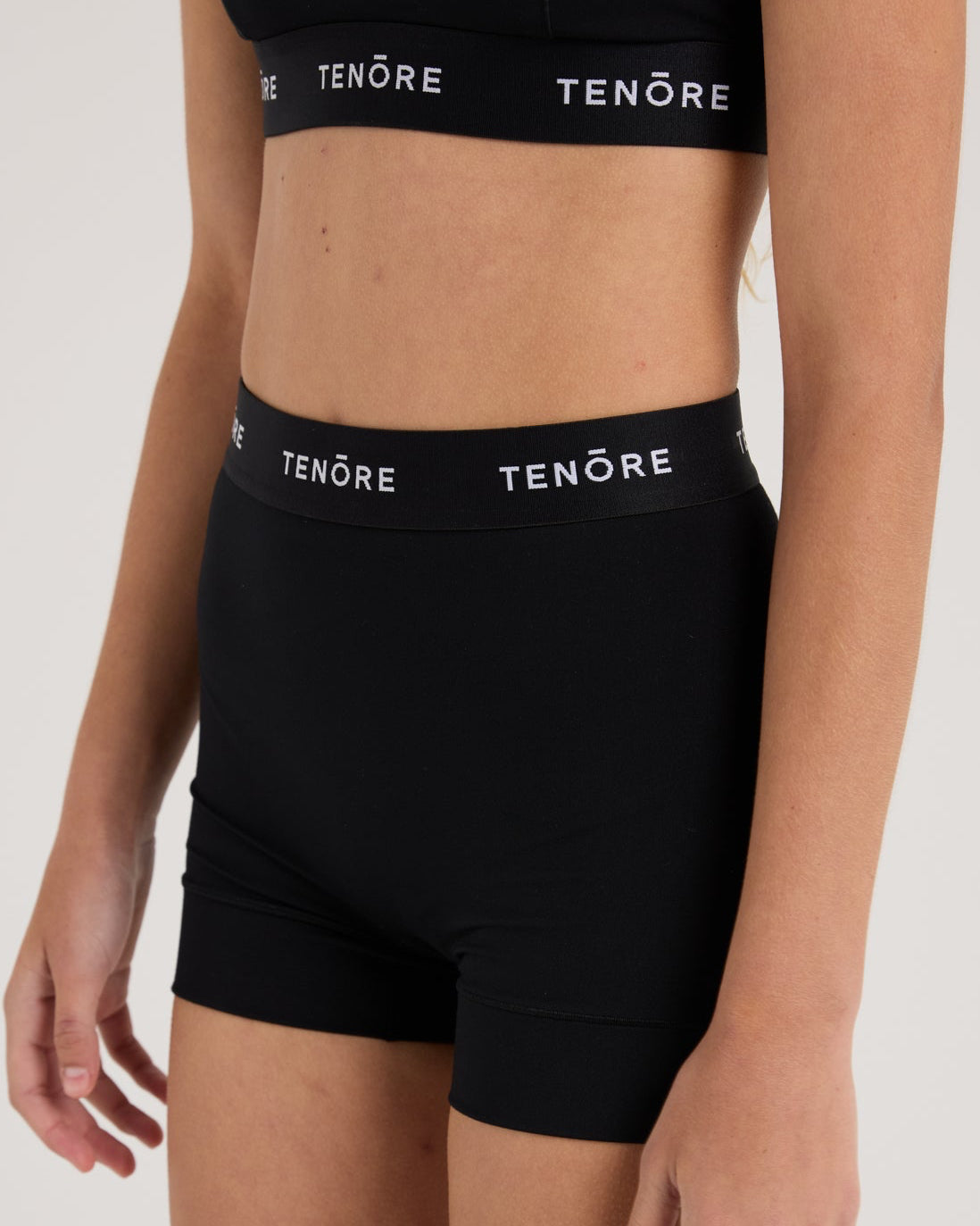 Logo High Waist Short-TENORE