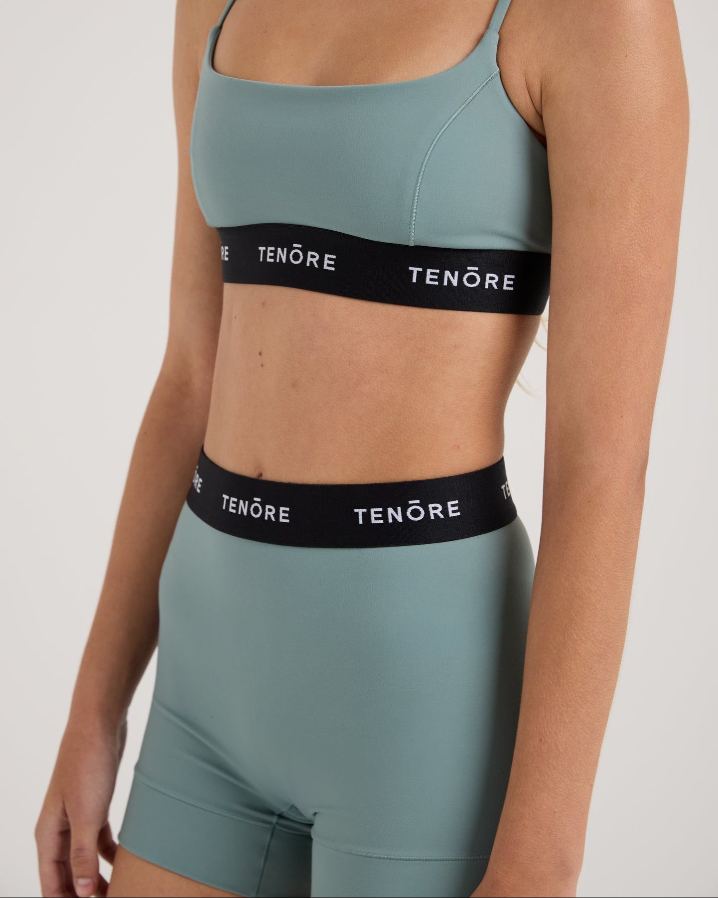 Logo High Waist Short-TENORE