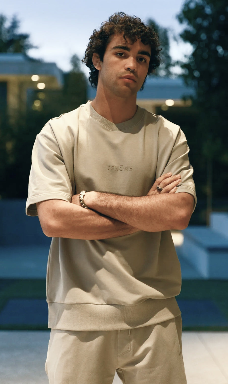 Mens_Tops_0e67c8f1-ad50-472e-9e13-22eb90815c17.jpg