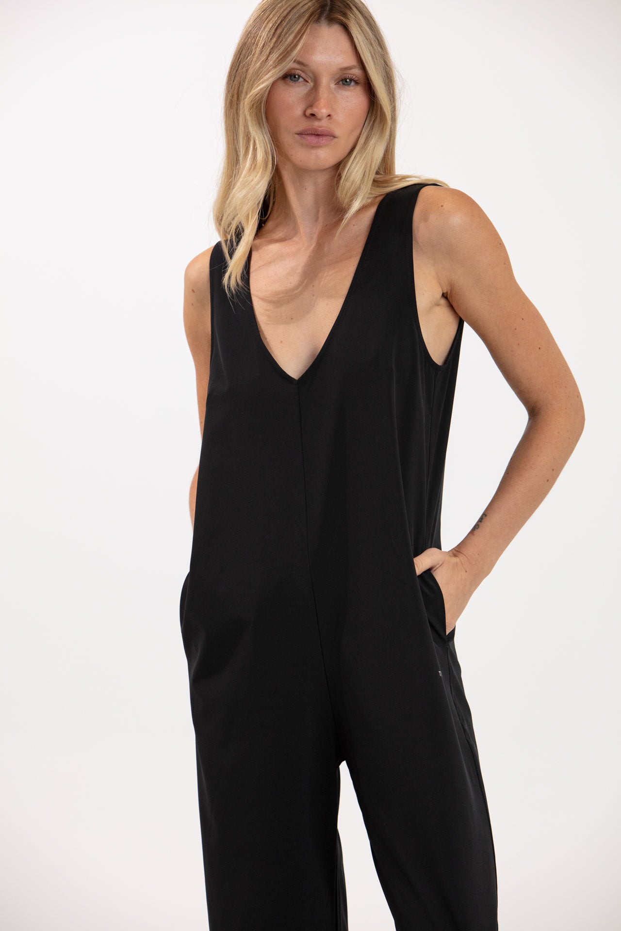 Sleeveless Jumper-TENORE