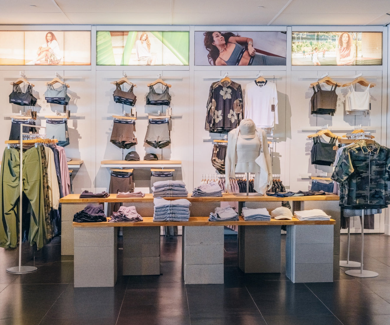Store_02.jpg