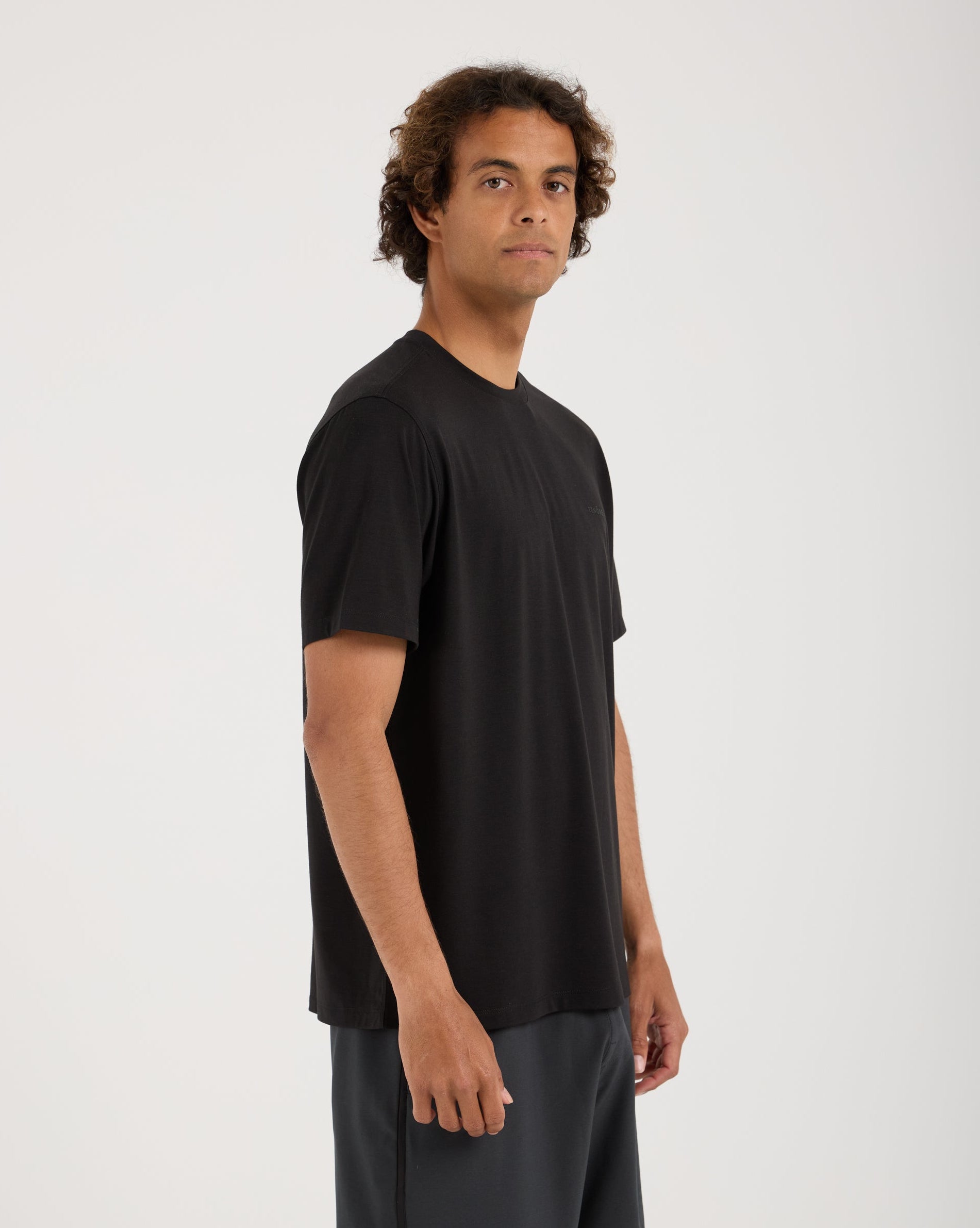 Night Tee-TENORE