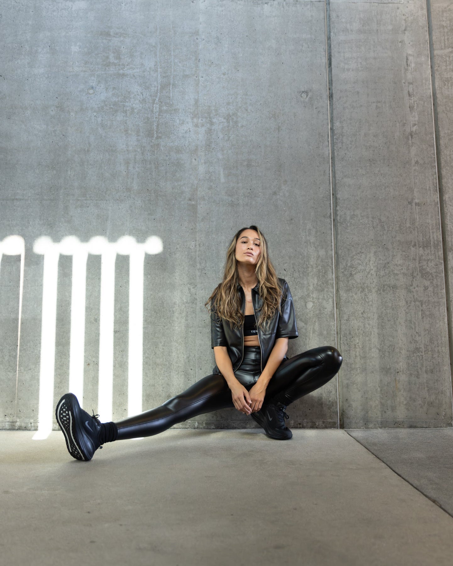 Vegan Leather Leggings-TENORE