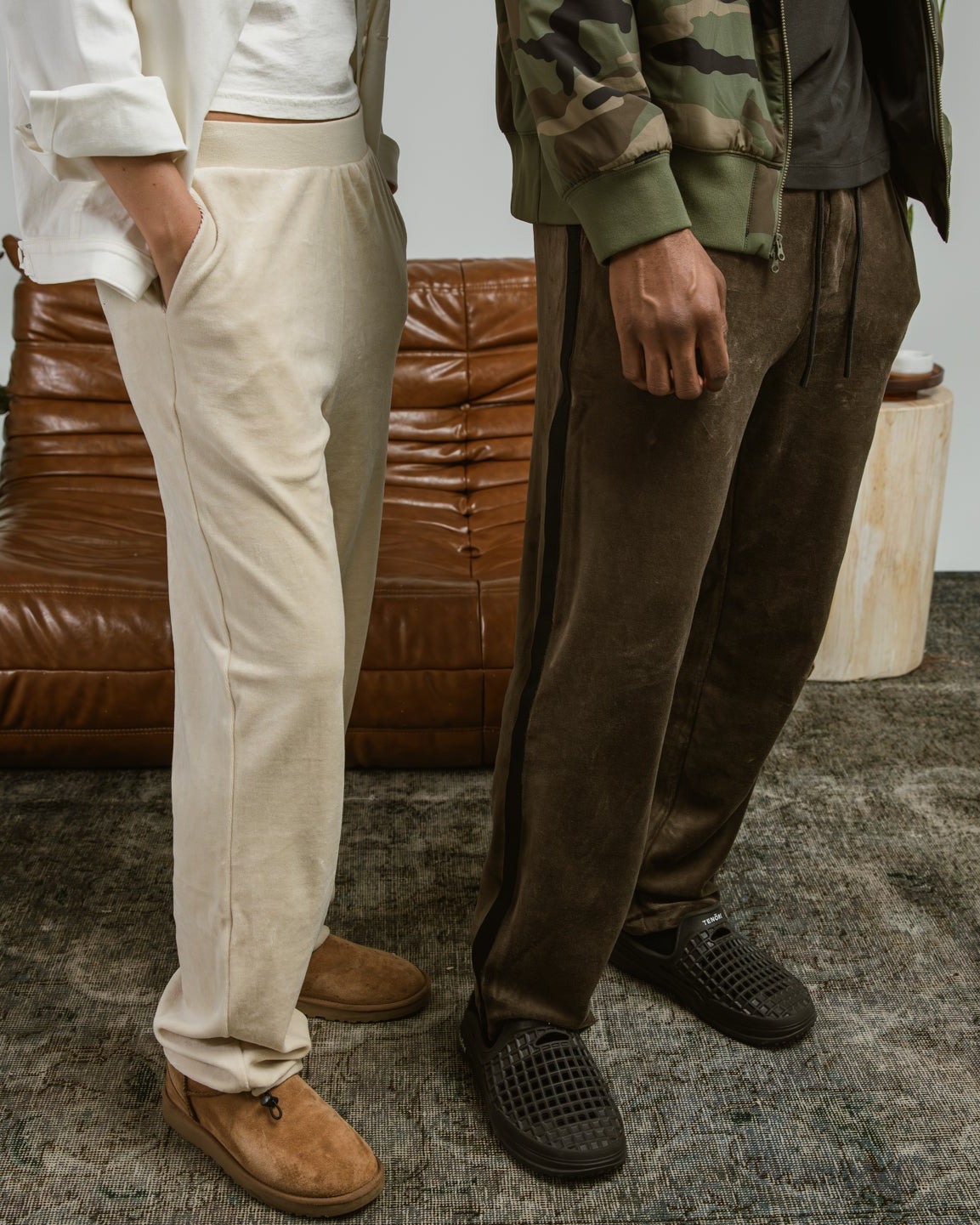 Velour Track Suit Pant-TENORE