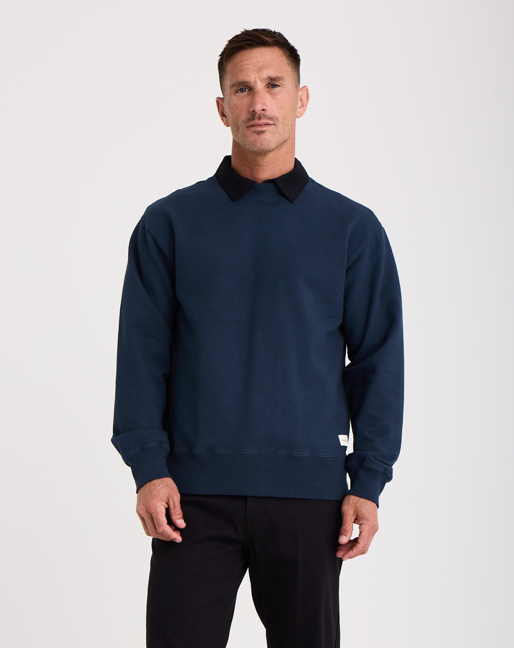 Woven Label Fleece Crewneck-TENORE