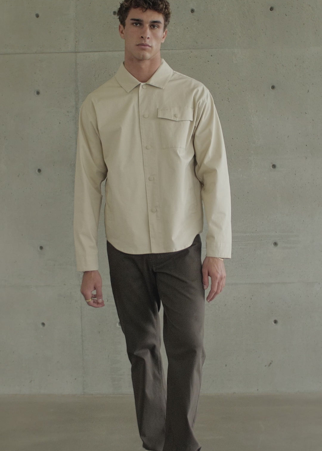 f9a91c5104b643dc94ec54a2e6e70eb1.thumbnail.0000000000.jpg
